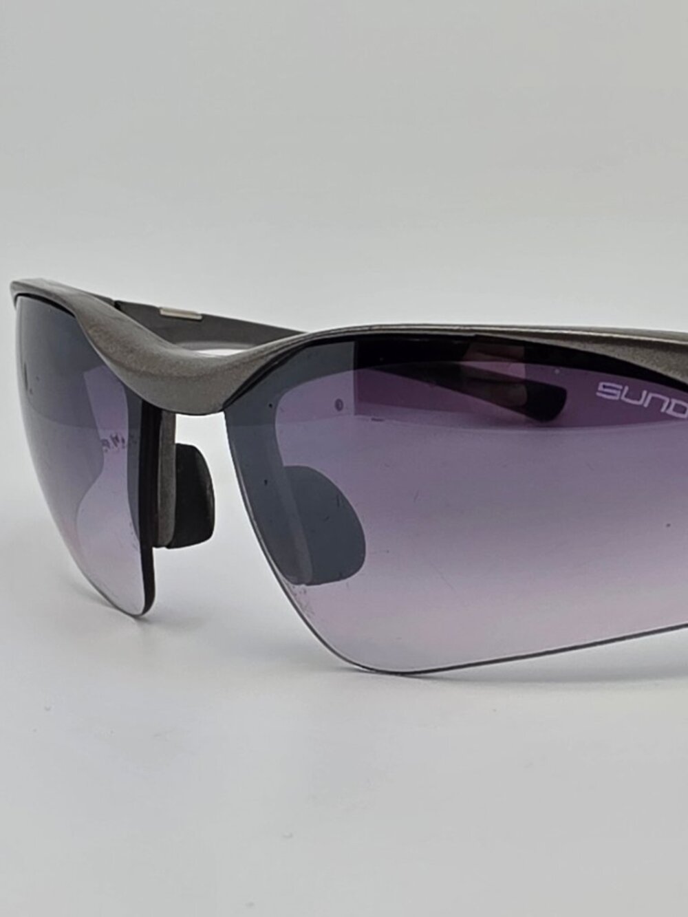 Sundog Flight Metallic Grey Frame Silver Mirror Lens Golf Sunglasses 70-19-119